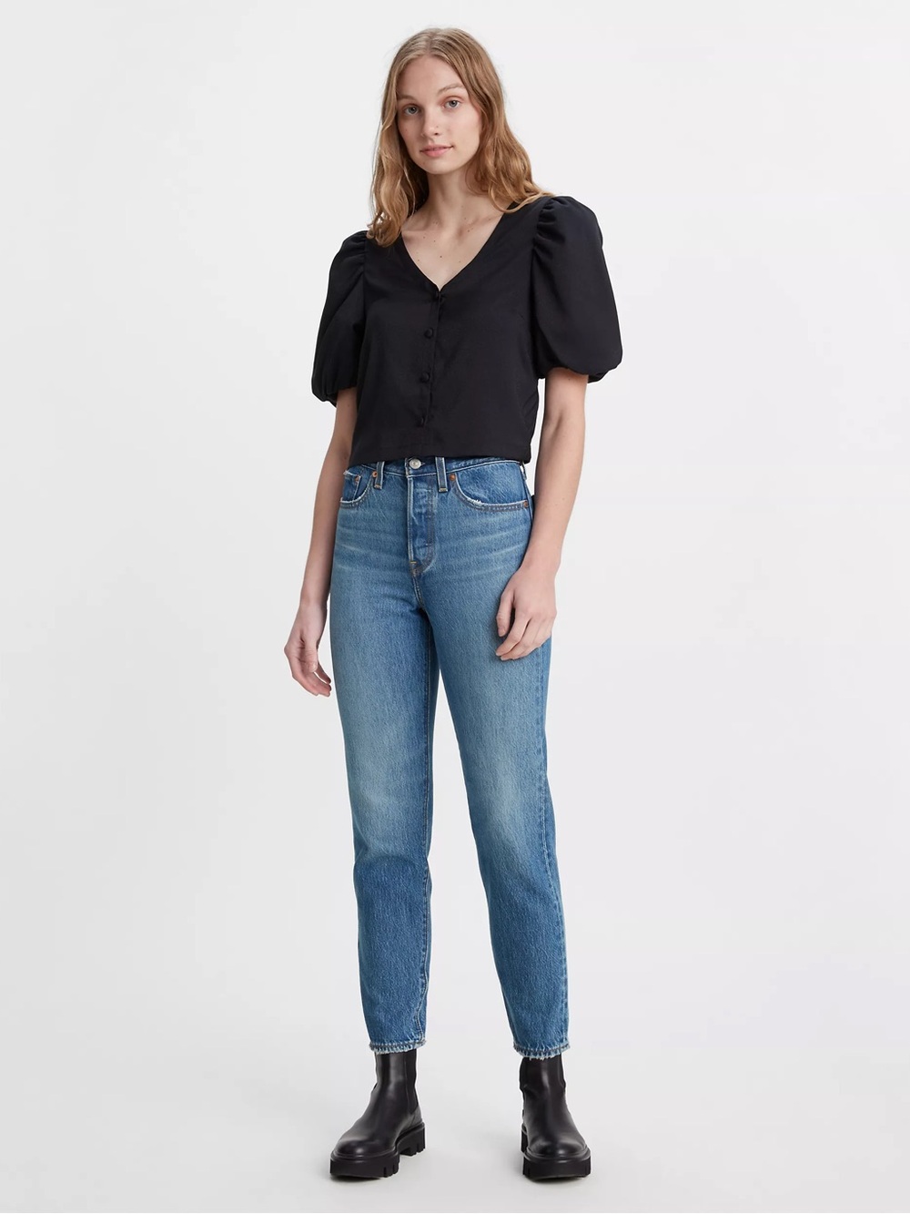 Levi's Wedgie Icon Fit Ankle Women’s Jeans in Medium Wash